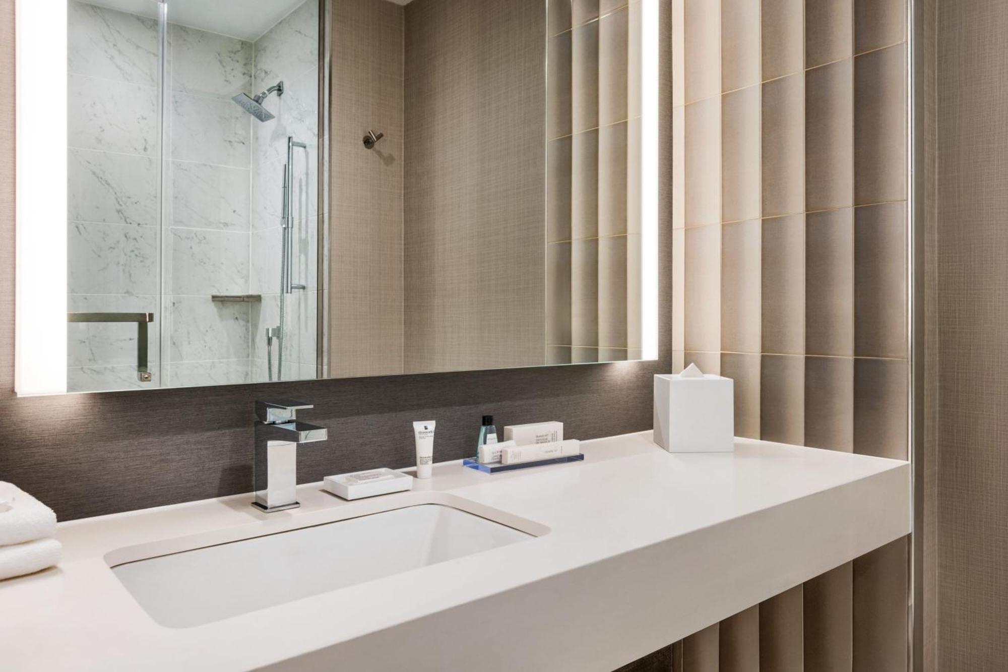 Marriott New York Jfk Airport Ξενοδοχείο Εξωτερικό φωτογραφία