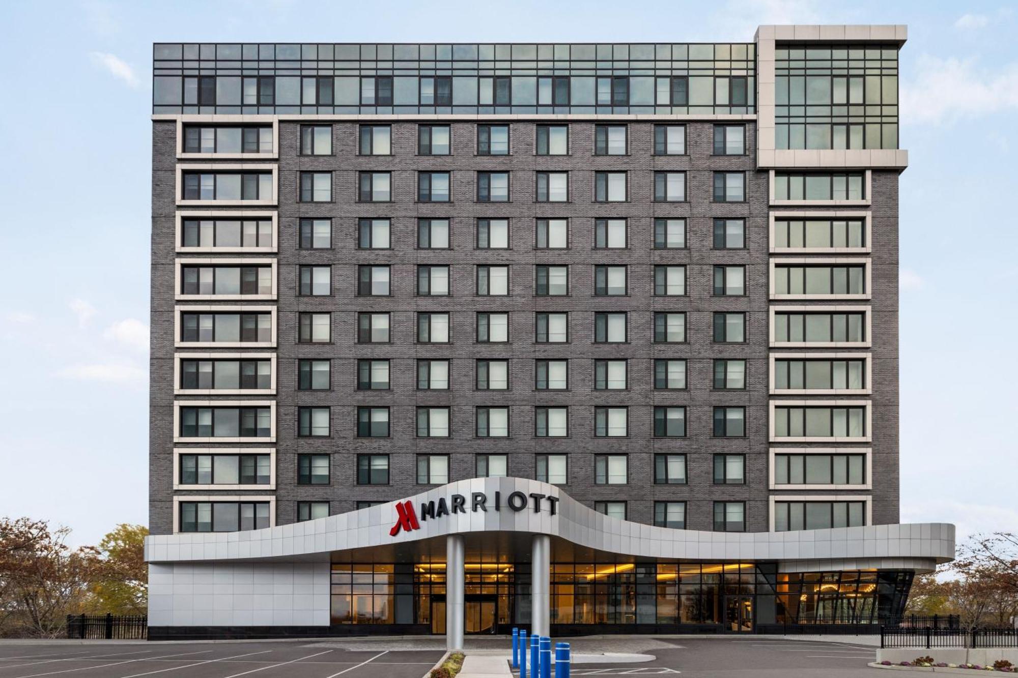 Marriott New York Jfk Airport Ξενοδοχείο Εξωτερικό φωτογραφία